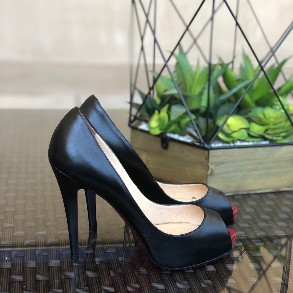 christian louboutin heels - Picture 2 of 2